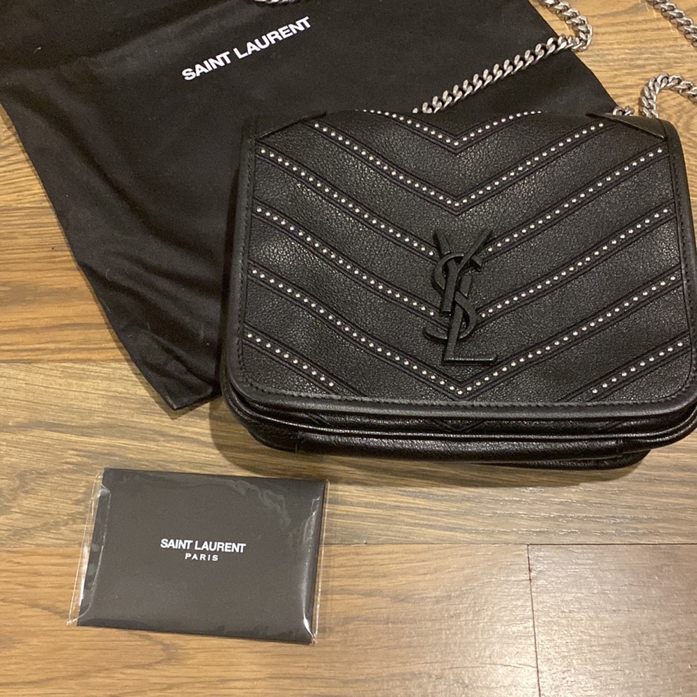 Yves Saint Laurent Black Shoulder Bag - Picture 8 of 12
